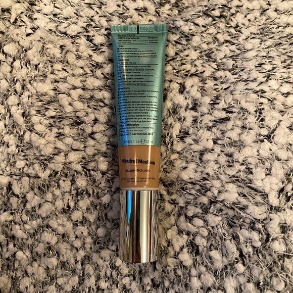 IT CC Cream - Picture 6 of 11